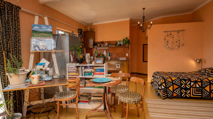 5 Bedroom Property for Sale in Clovelly Western Cape